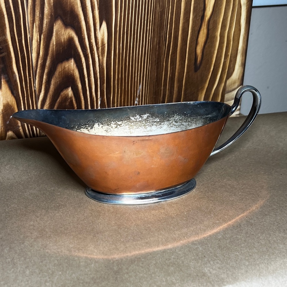 Wm A Rogers Vintage Copper Sauce Gravy Boat Silver Plated Marked 9353 8”